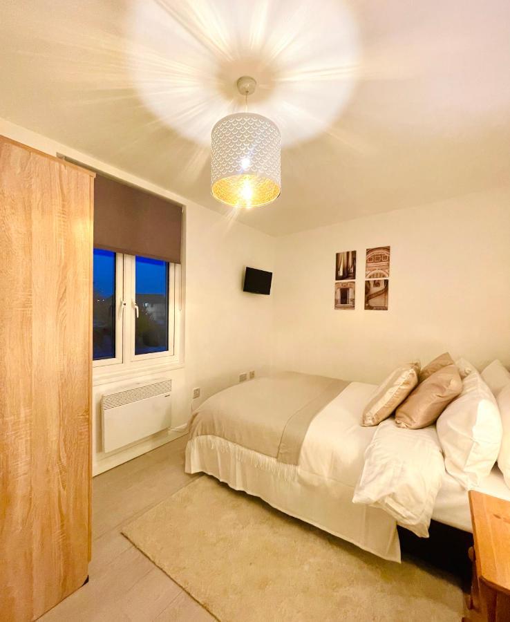 Enchanting One Bed Flat With Free Parking Hendon Bagian luar foto