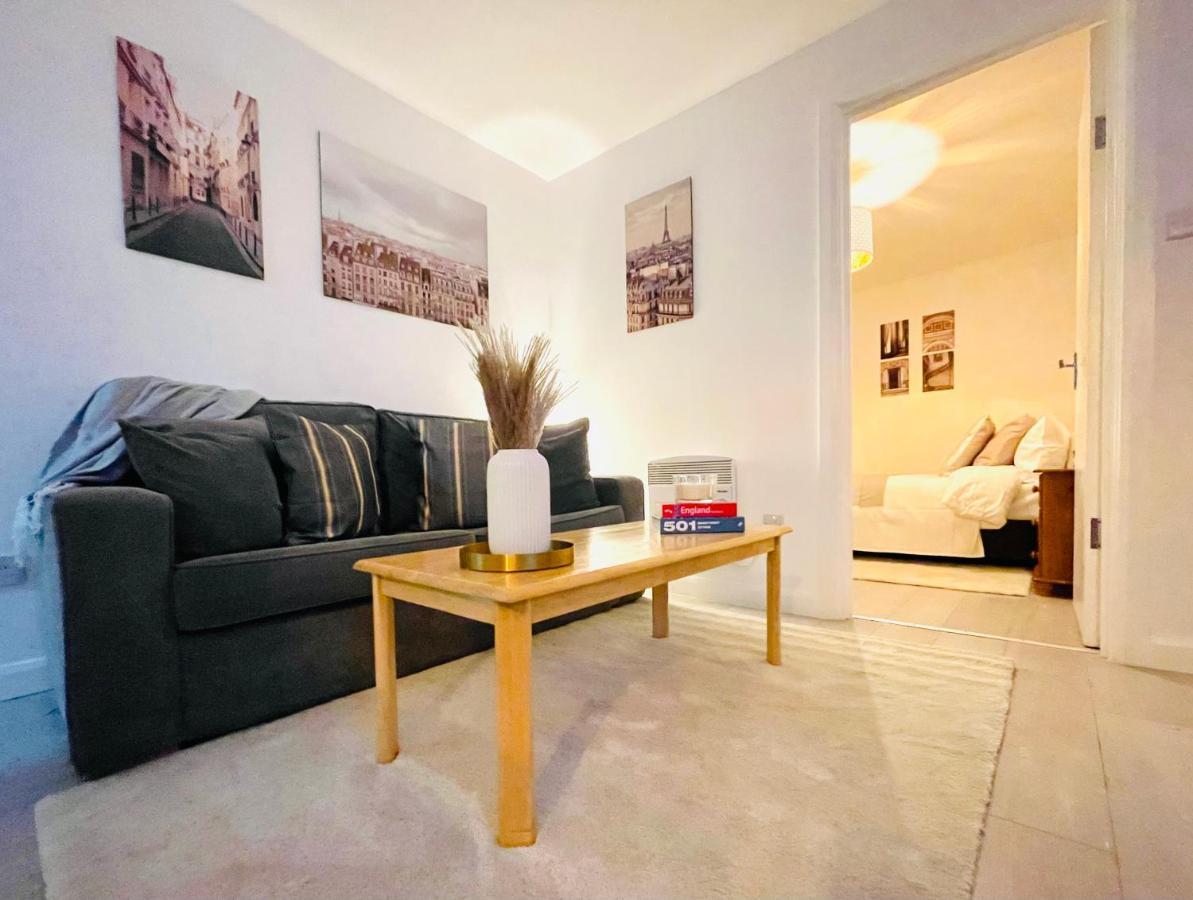 Enchanting One Bed Flat With Free Parking Hendon Bagian luar foto